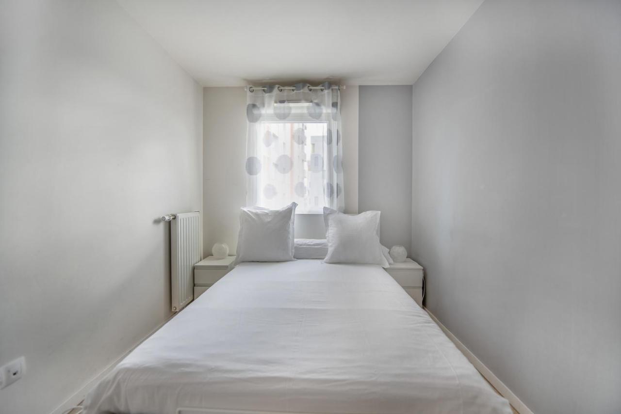 Appartements De 2 Ou 3 Chambres A 40 Minutes De Paris Courcouronnes Eksteriør billede