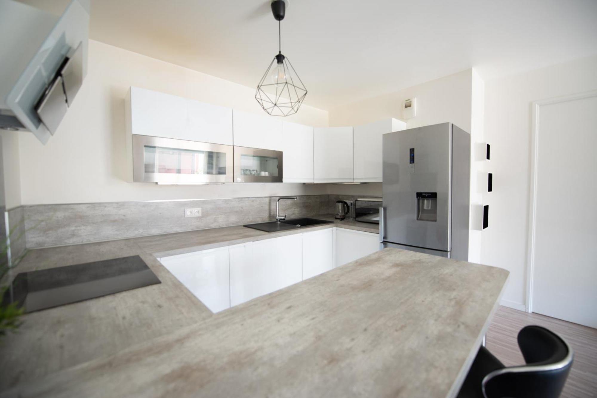 Appartements De 2 Ou 3 Chambres A 40 Minutes De Paris Courcouronnes Værelse billede