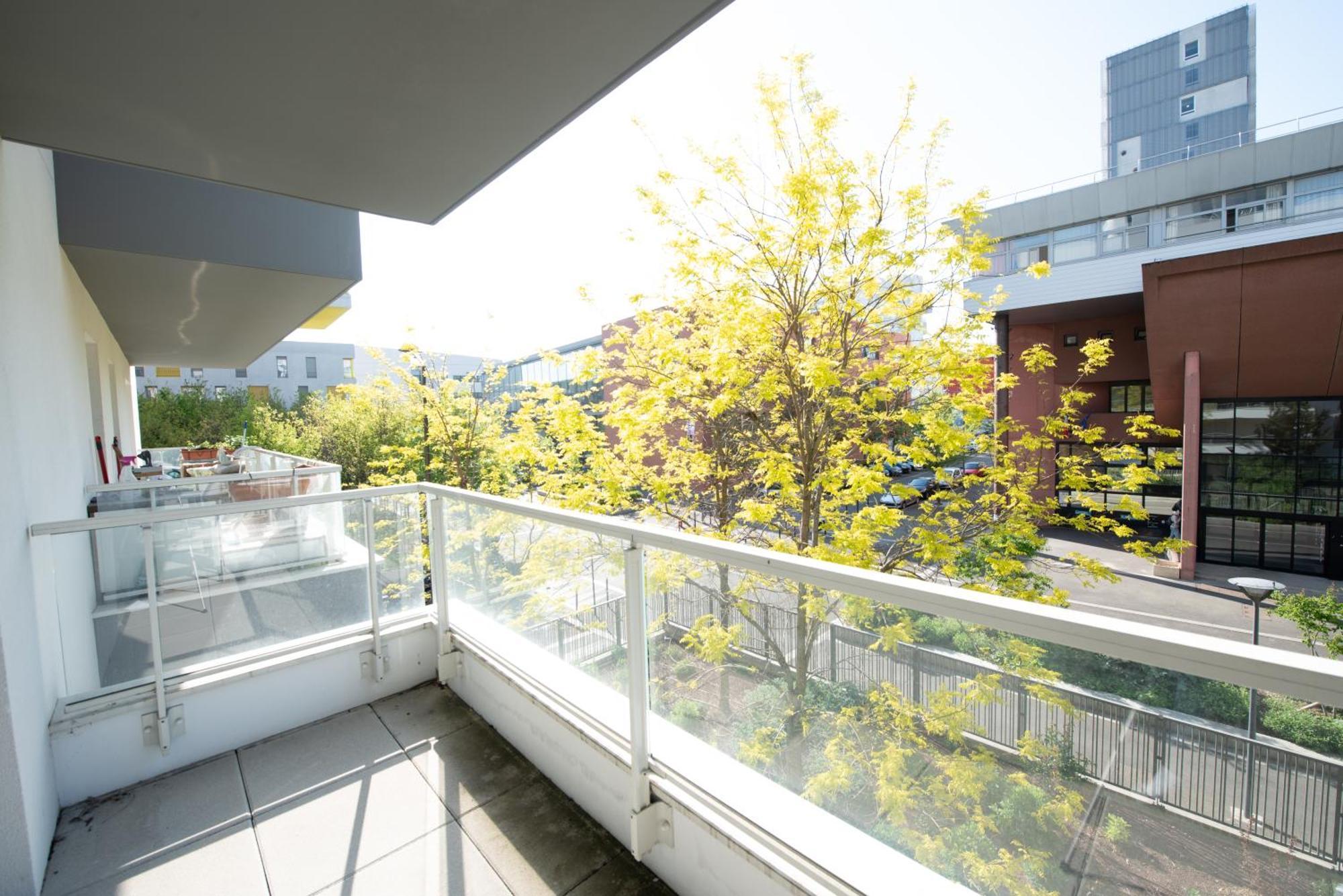 Appartements De 2 Ou 3 Chambres A 40 Minutes De Paris Courcouronnes Værelse billede