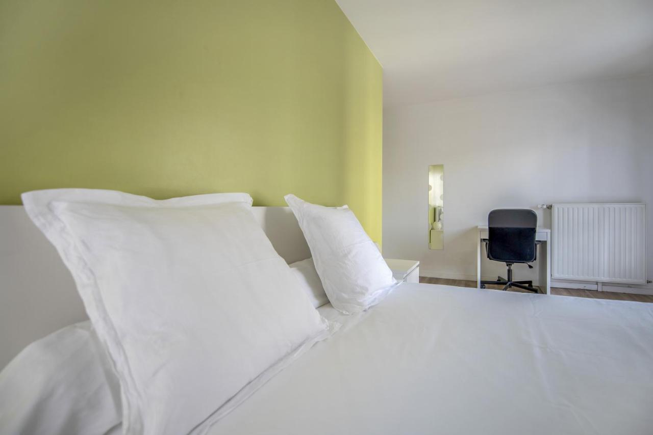 Appartements De 2 Ou 3 Chambres A 40 Minutes De Paris Courcouronnes Eksteriør billede
